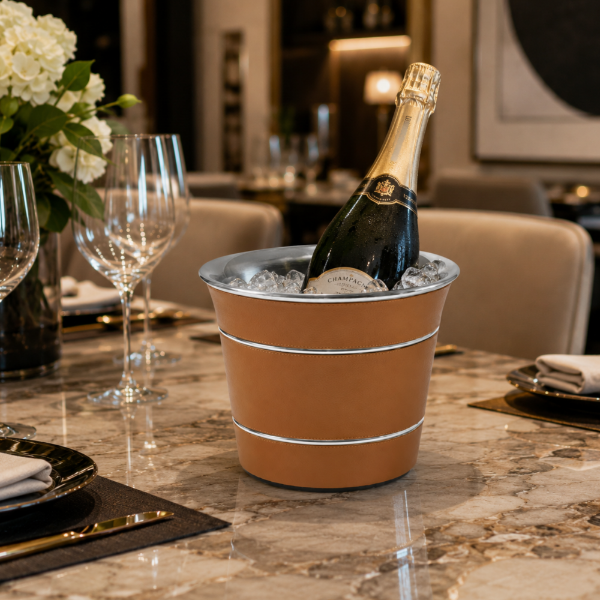 Picture of Champagne box, giobagnara x frau, covered with pelle frau leather, steel container, sc66, 44x35x33,5cm
